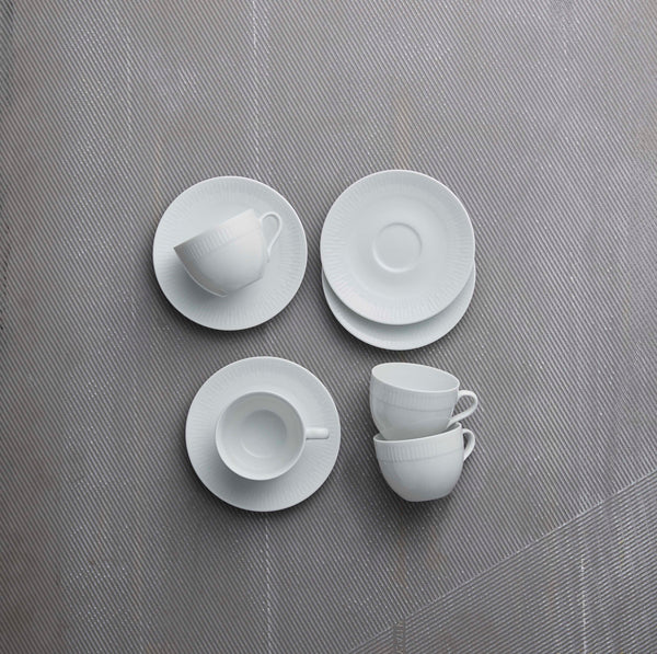 Relief White Coffeecup with Saucer - Set of 4